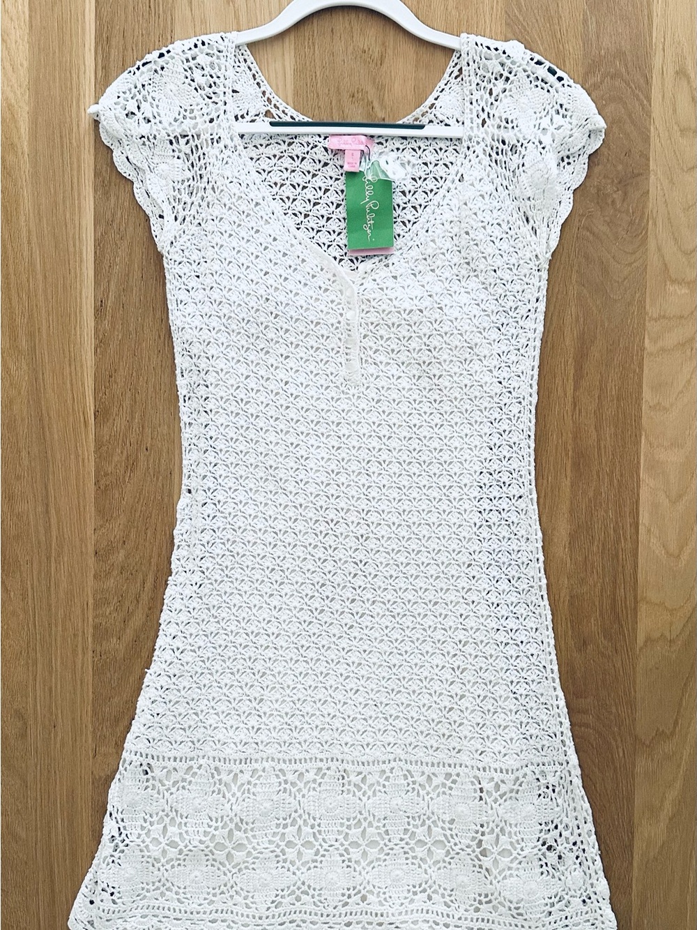 NWT Lilly Pulitzer White Crochet Cap-Sleeve dress, mall